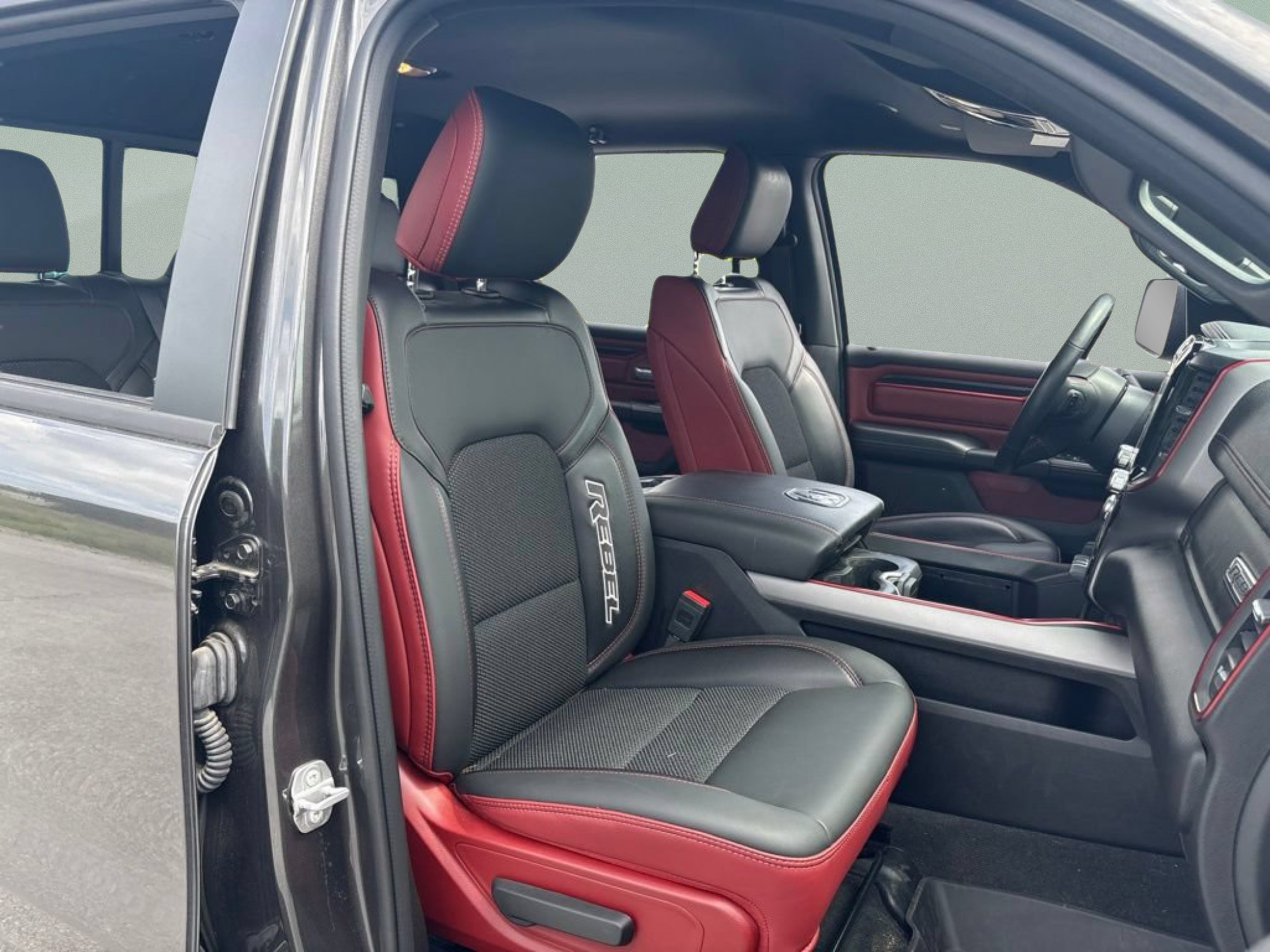 Used 2023 RAM 1500 Rebel w/ Rebel Level 1 Equipment Group AWD/4WD image 31