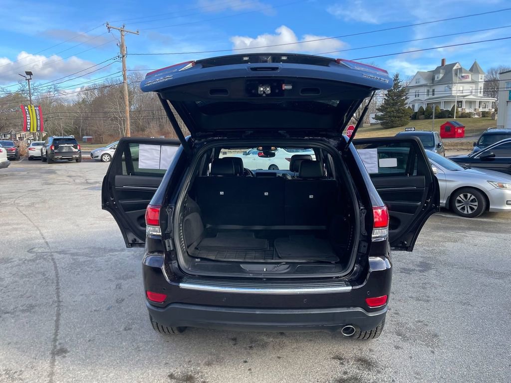 Used 2020 Jeep Grand Cherokee Limited w/ Premium Lighting Group AWD/4WD image 25