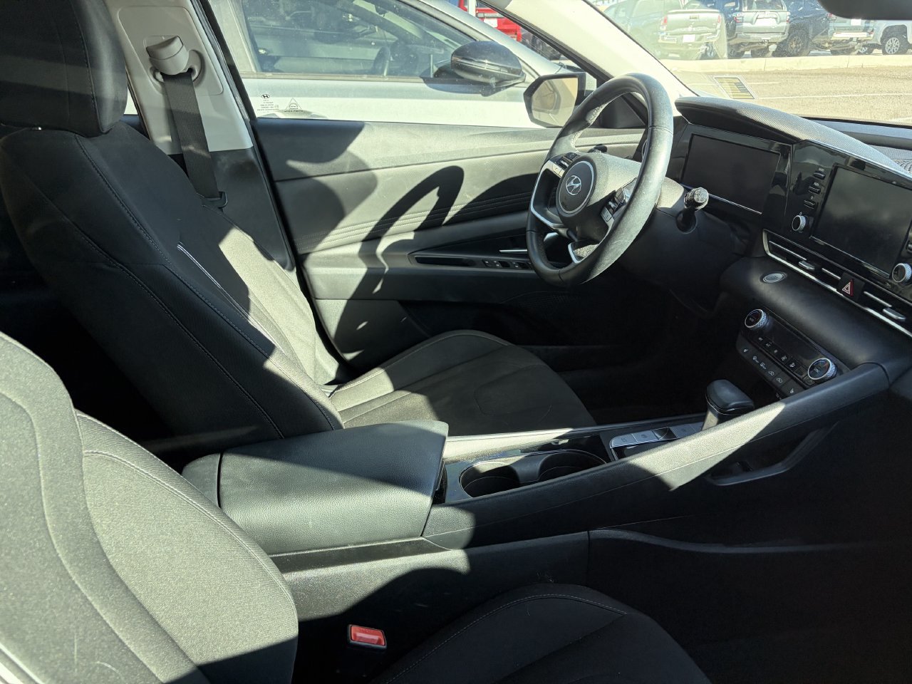 Certified 2022 Hyundai Elantra SEL w/ Convenience + Premium Package FWD image 10