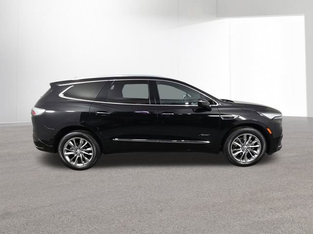 Used 2024 Buick Enclave Avenir w/ Avenir Technology Package image 43