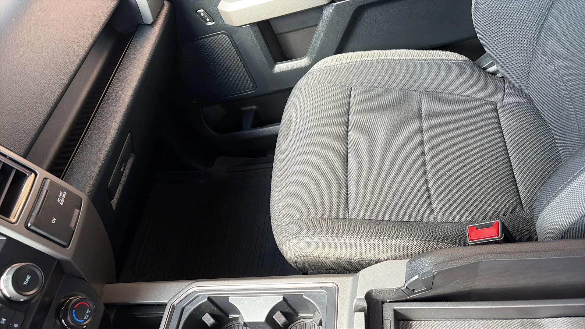 Used 2020 Ford F150 Raptor image 39