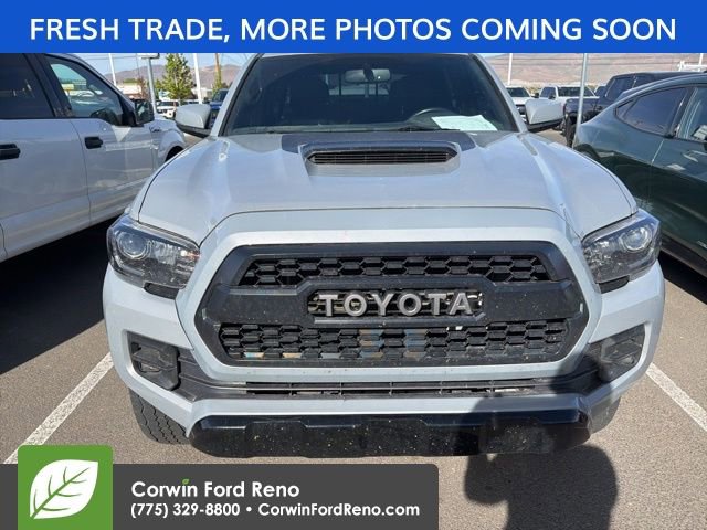 Used 2017 Toyota Tacoma TRD Pro AWD/4WD image 2