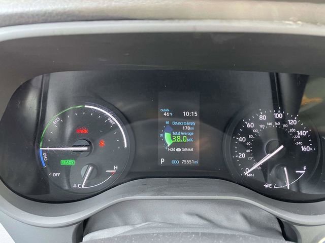 Used 2022 Toyota Sienna XLE image 25