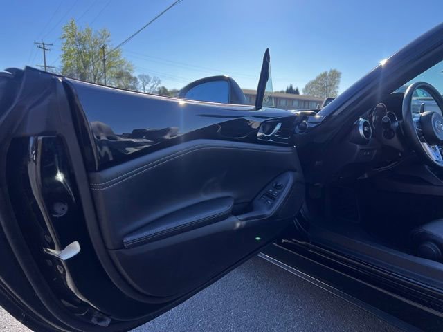 Used 2021 MAZDA MX-5 Miata Grand Touring image 17