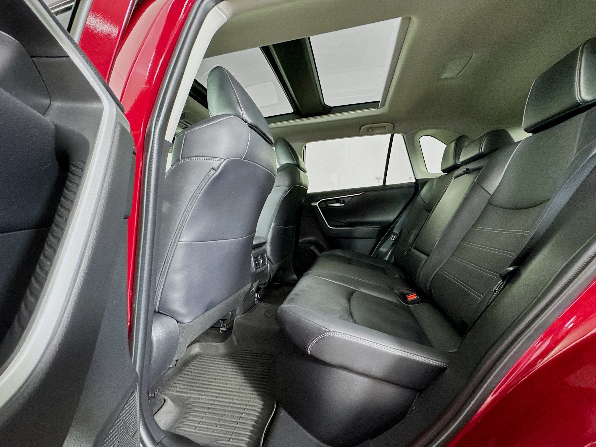 Certified 2022 Toyota RAV4 Limited AWD/4WD image 25