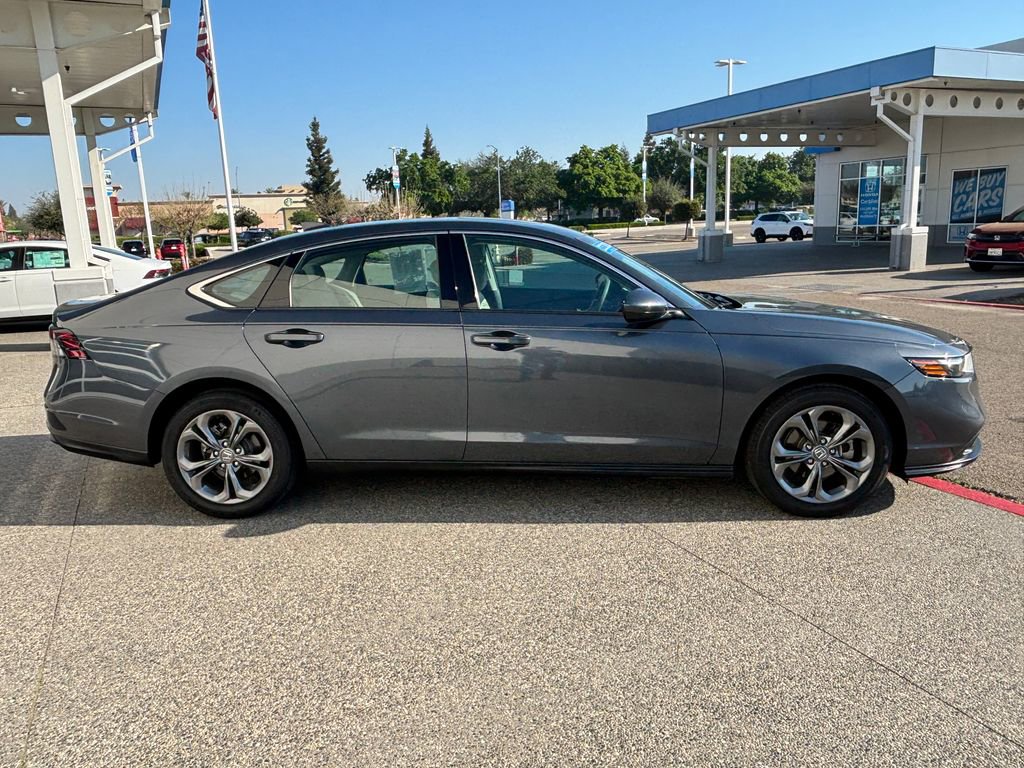Used 2024 Honda Accord EX image 4
