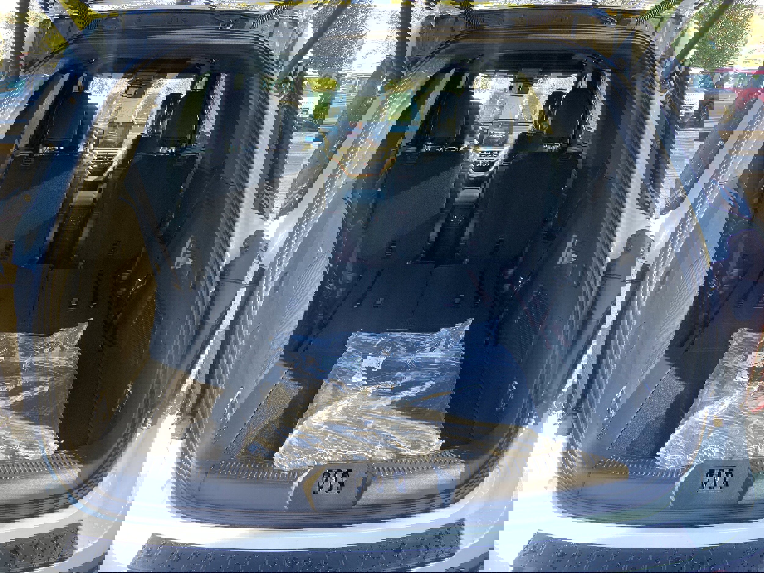 New 2026 Ford Explorer ST-Line w/ ST-Line Street Pack image 11
