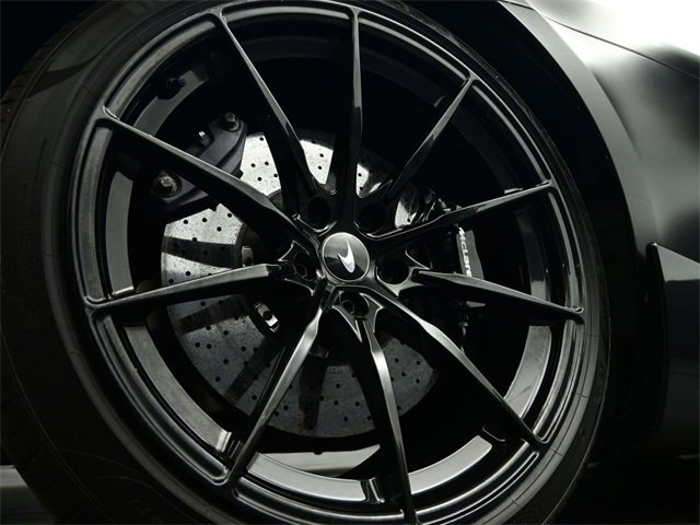 Used 2020 McLaren 600LT Spider image 31