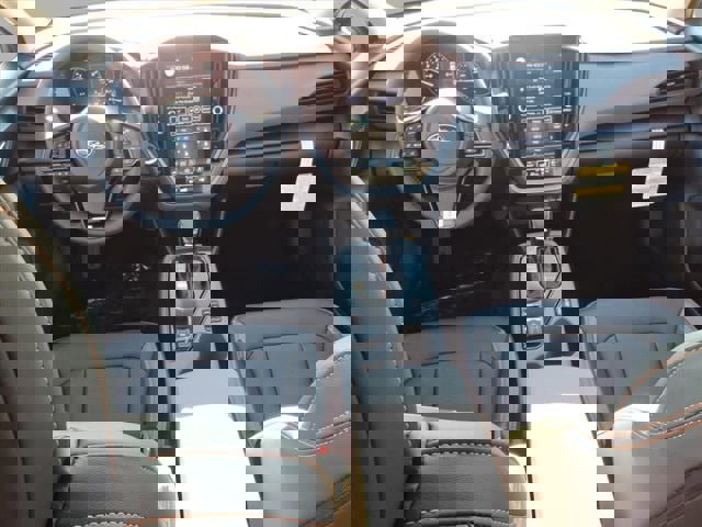 New 2026 Subaru Crosstrek 2.5i Limited w/ Crosstrek Mirror Package image 32