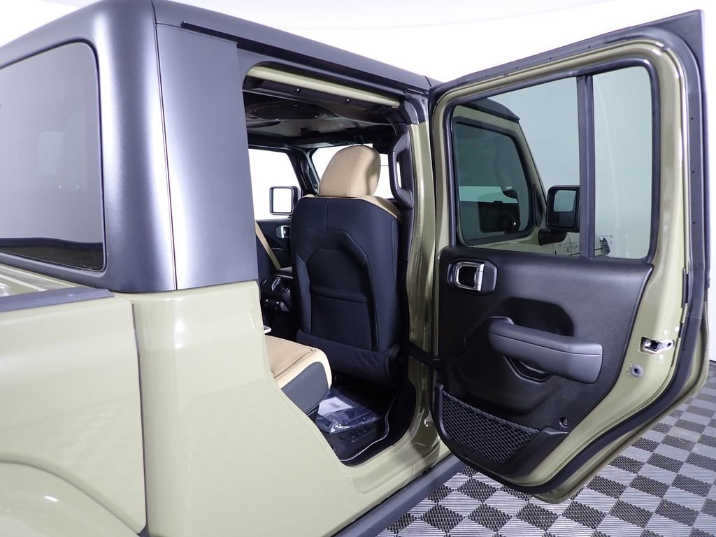 New 2026 Jeep Gladiator Sport AWD/4WD image 36
