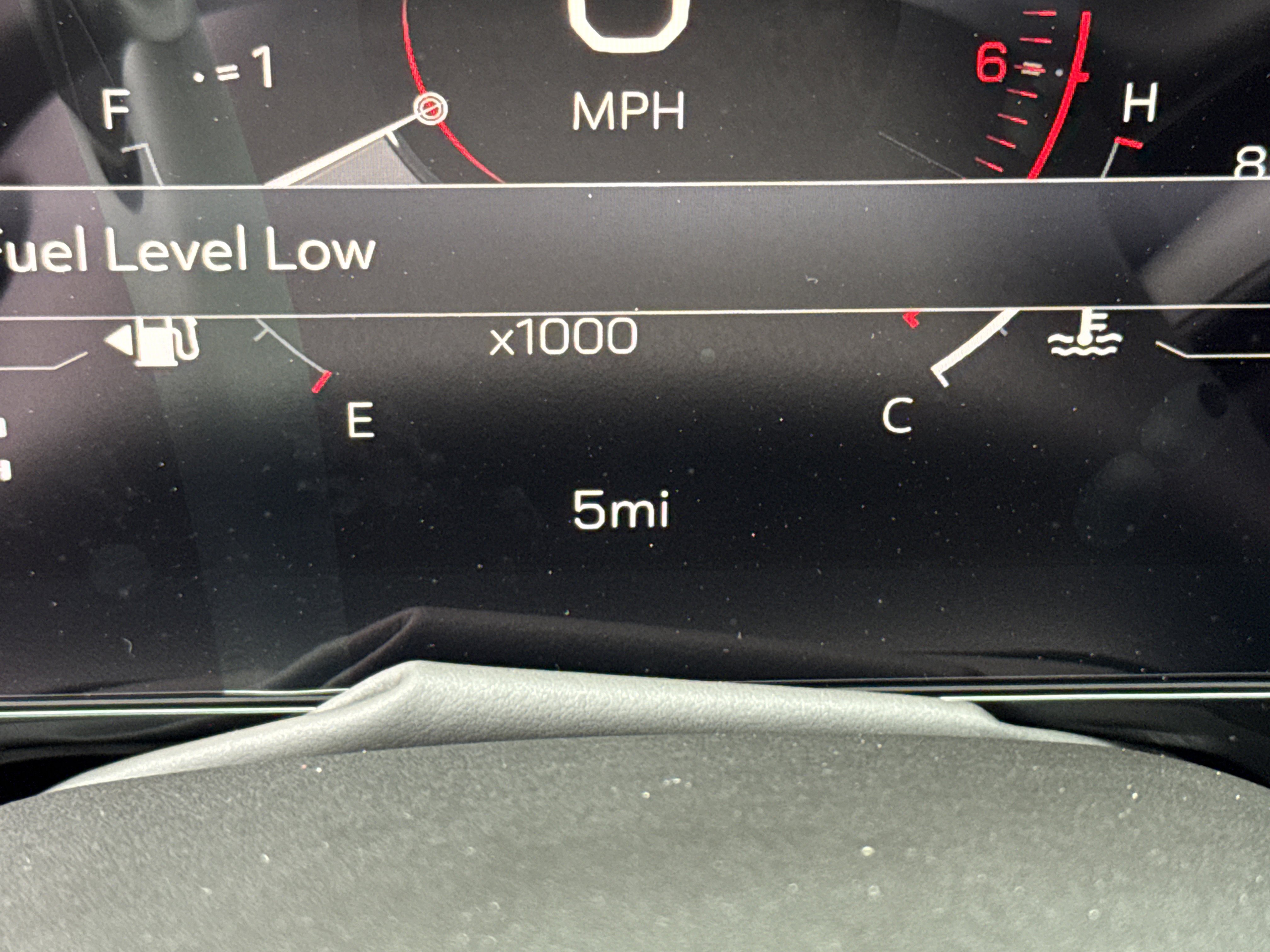 New 2026 GMC Yukon Denali w/ Sun & Power Step Package image 22