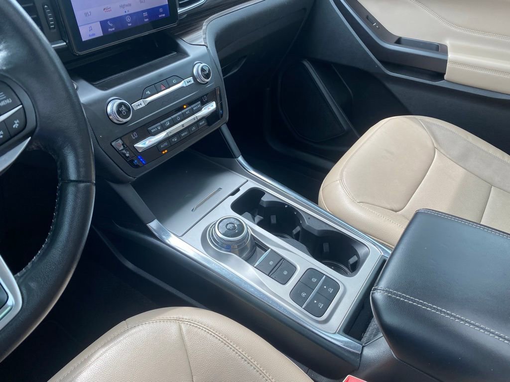 Used 2020 Ford Explorer Limited w/ Class III Trailer Tow Package image 24