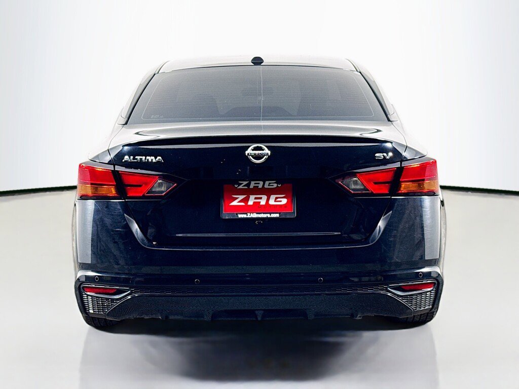 Used 2021 Nissan Altima 2.5 SV FWD image 4
