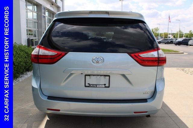 Used 2015 Toyota Sienna XLE FWD image 7