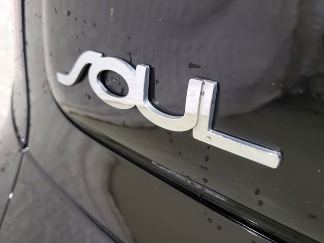 Used 2015 Kia Soul Base image 47