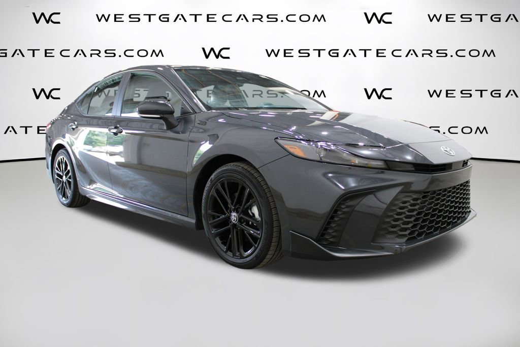 Used 2025 Toyota Camry SE
