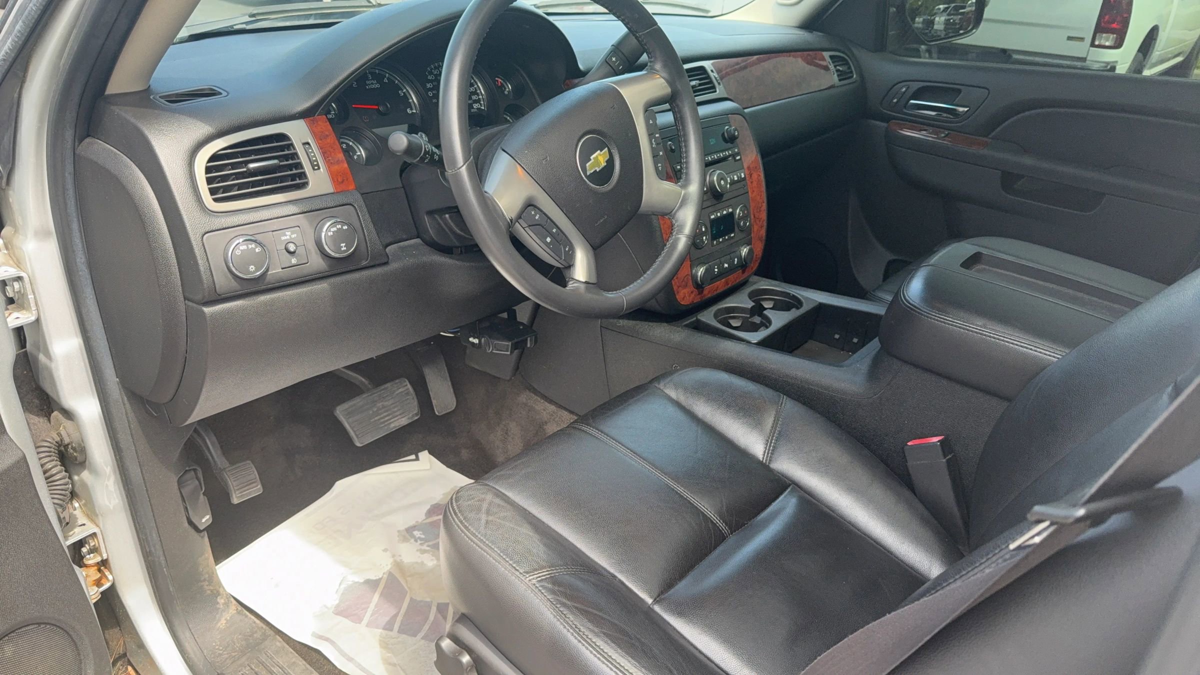 Used 2012 Chevrolet Avalanche LT w/ All-Star Edition AWD/4WD image 10
