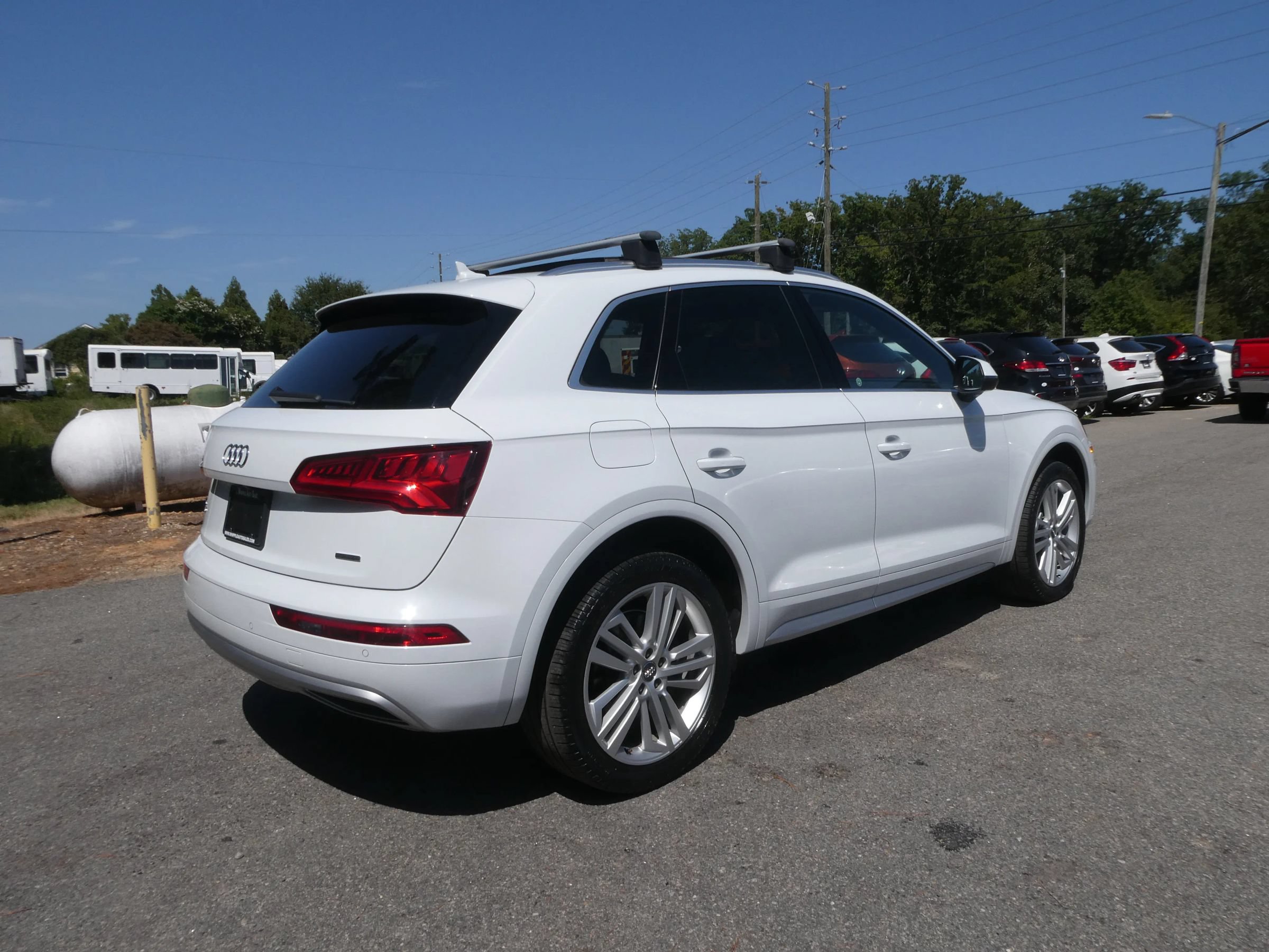 Used 2020 Audi Q5 2.0T Premium Plus w/ Premium Plus Package AWD/4WD image 5