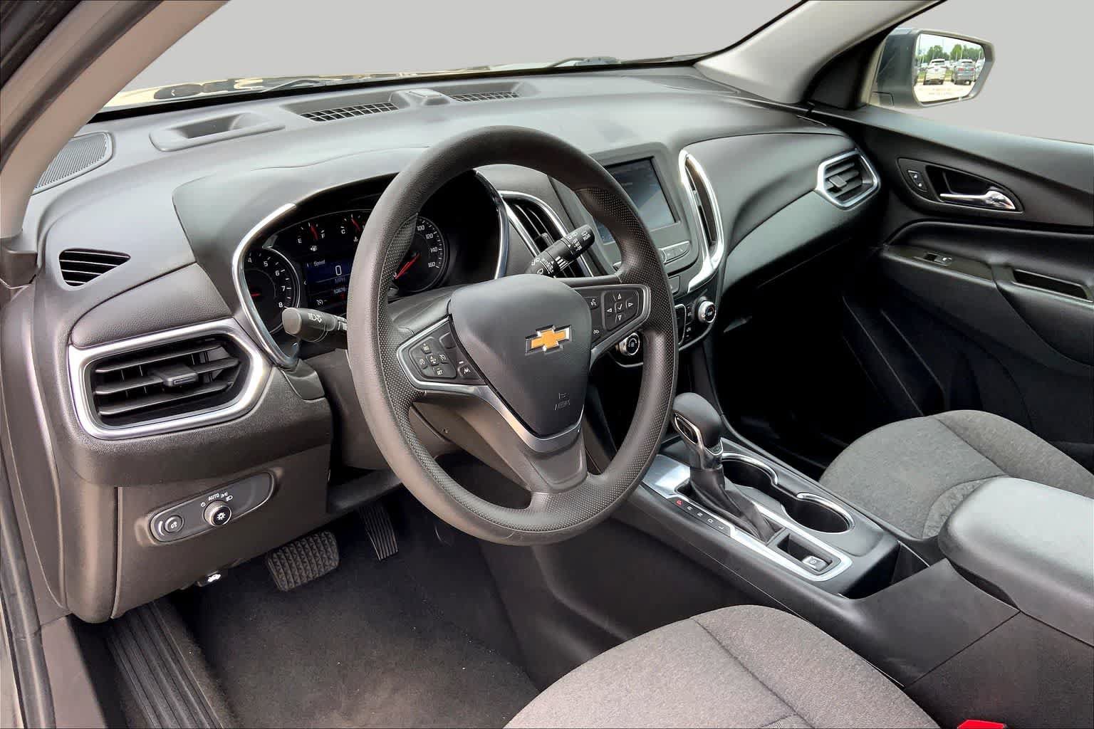 Used 2023 Chevrolet Equinox LT FWD image 17