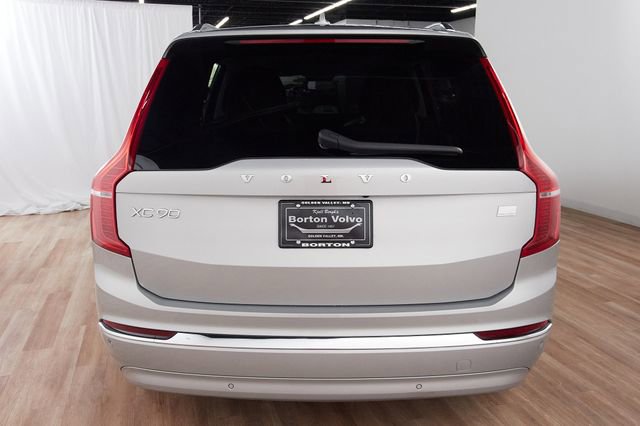 Used 2023 Volvo XC90 T8 Ultimate AWD/4WD image 4