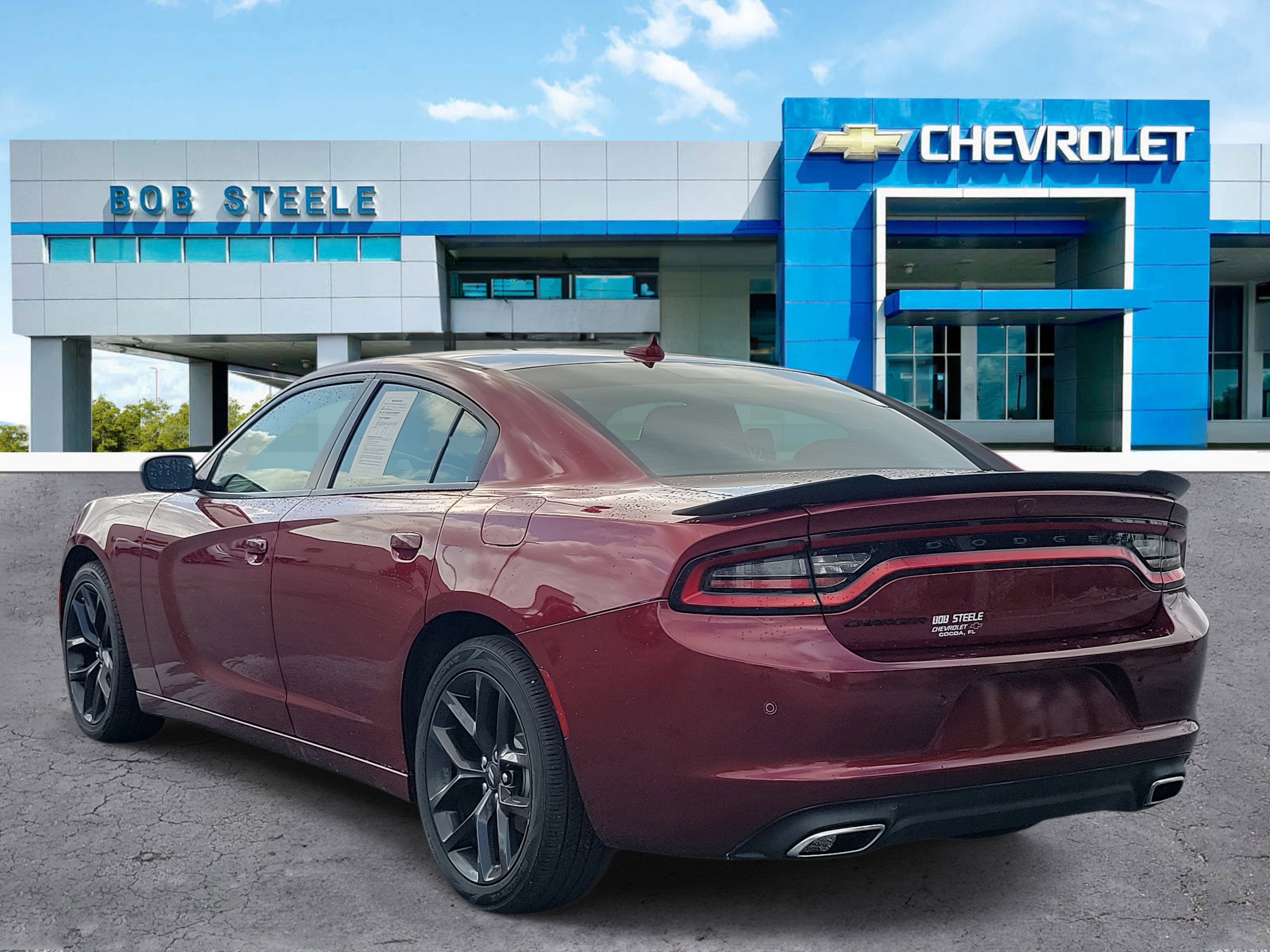 Used 2023 Dodge Charger SXT w/ Blacktop Package image 4