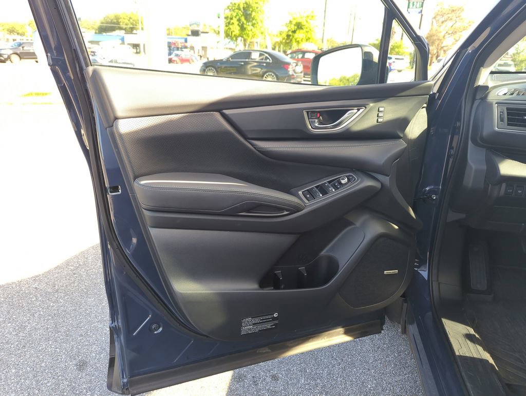 Certified 2023 Subaru Ascent Limited w/ Technology Package image 17
