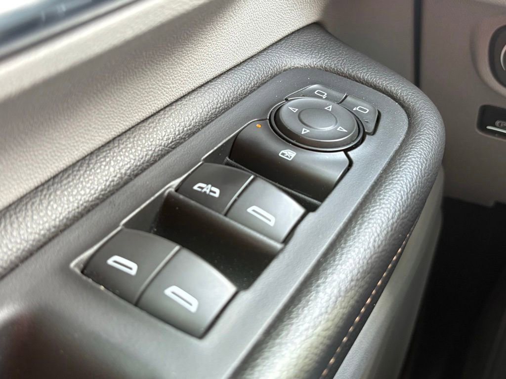 Used 2018 GMC Terrain SLE w/ Driver Convenience Package FWD image 25