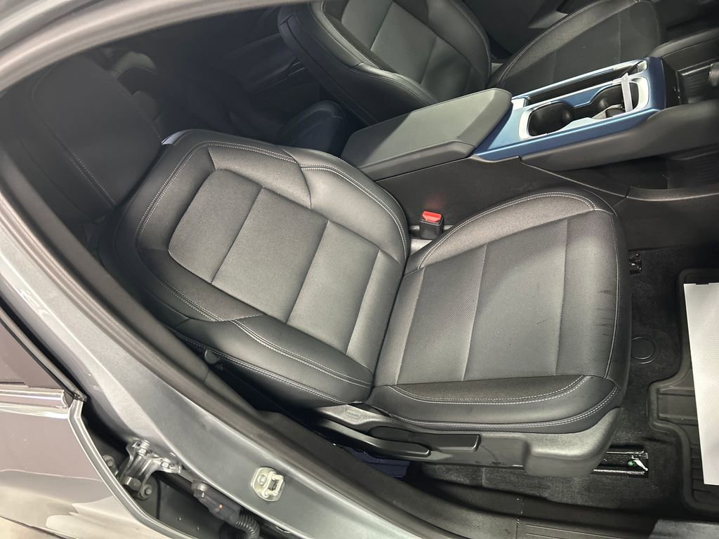 Used 2024 Chevrolet Equinox EV LT image 24