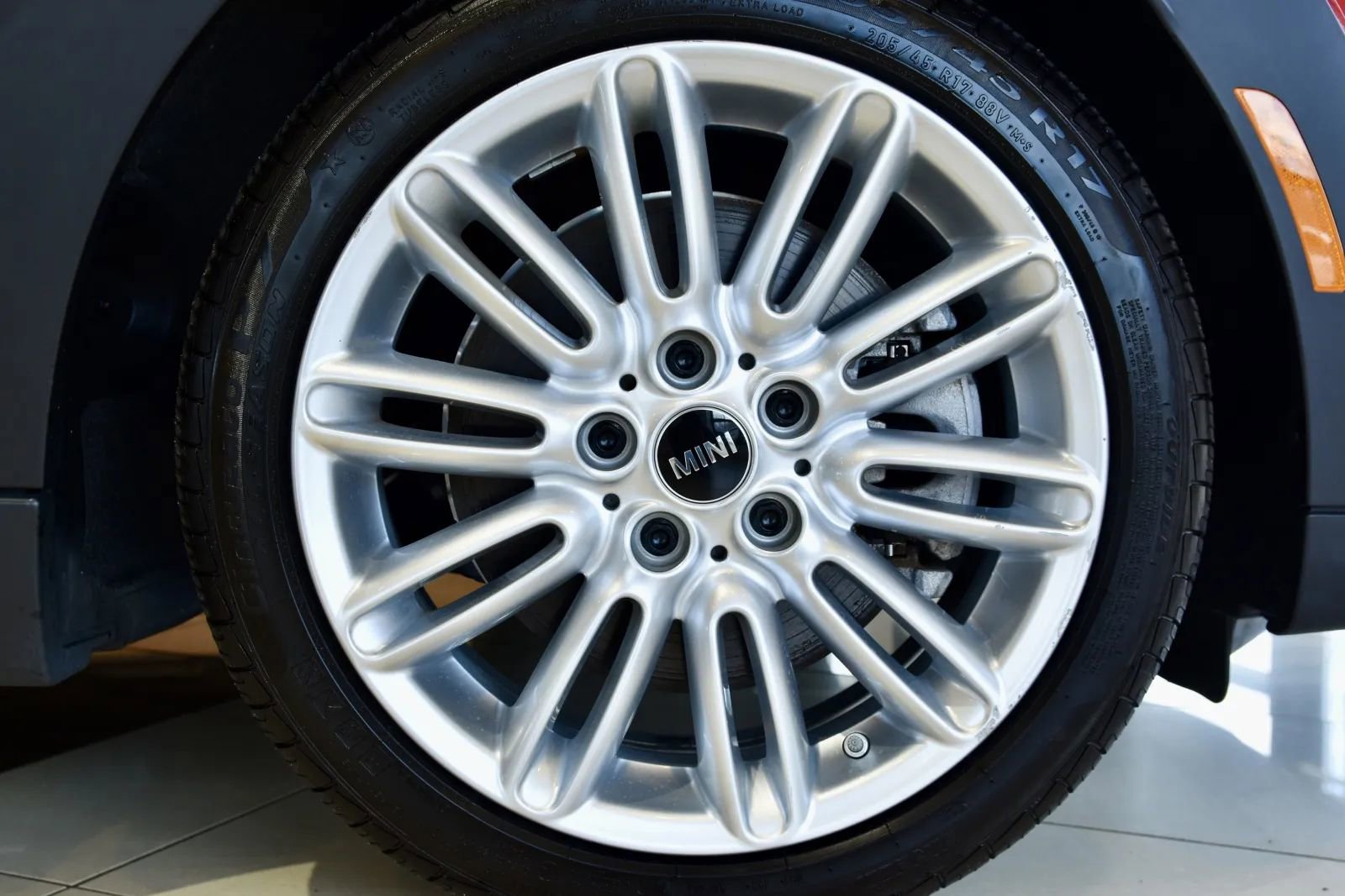 Used 2024 MINI Cooper S FWD image 9