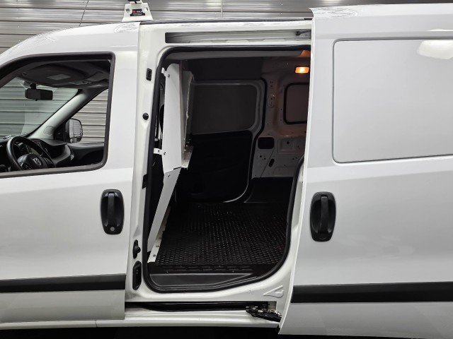 Used 2021 RAM ProMaster City Tradesman FWD image 11
