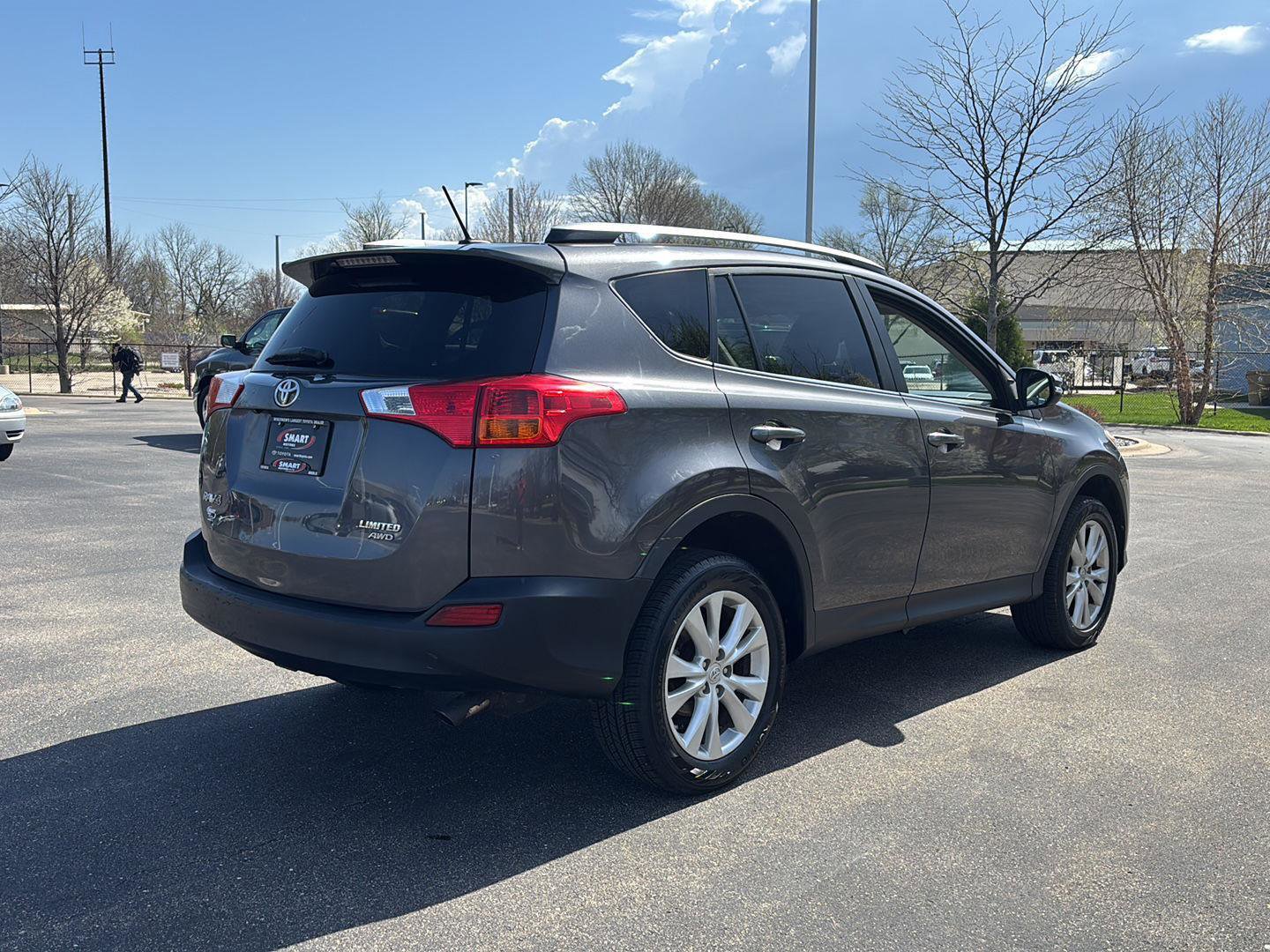 Used 2014 Toyota RAV4 Limited w/ Technology Package AWD/4WD image 11