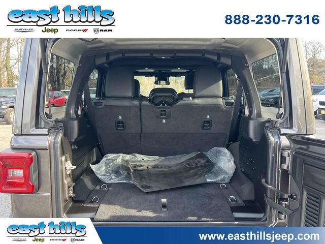 Used 2025 Jeep Wrangler Sahara w/ Safety Group AWD/4WD image 12