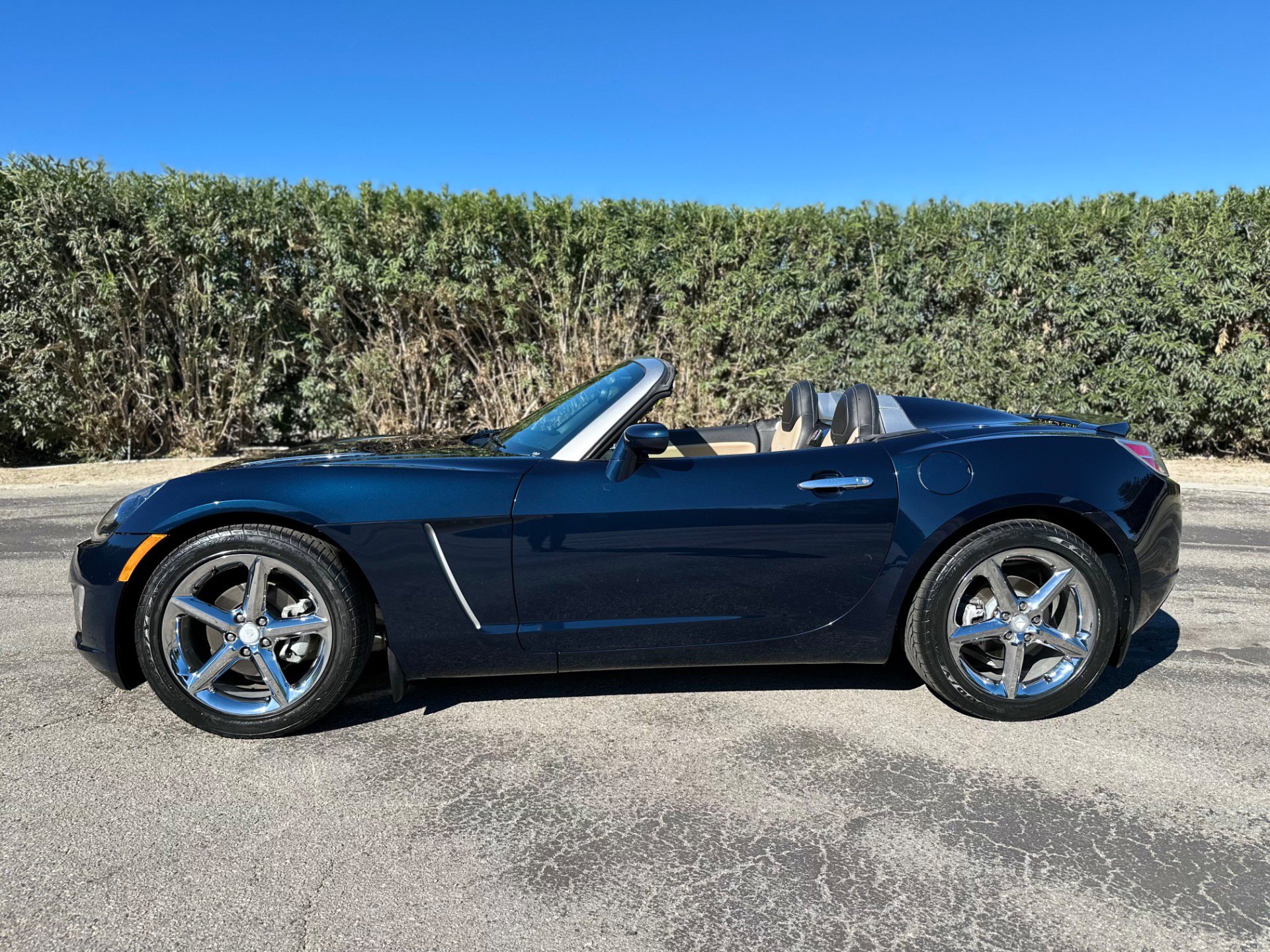 Used 2007 Saturn Sky Red Line image 29
