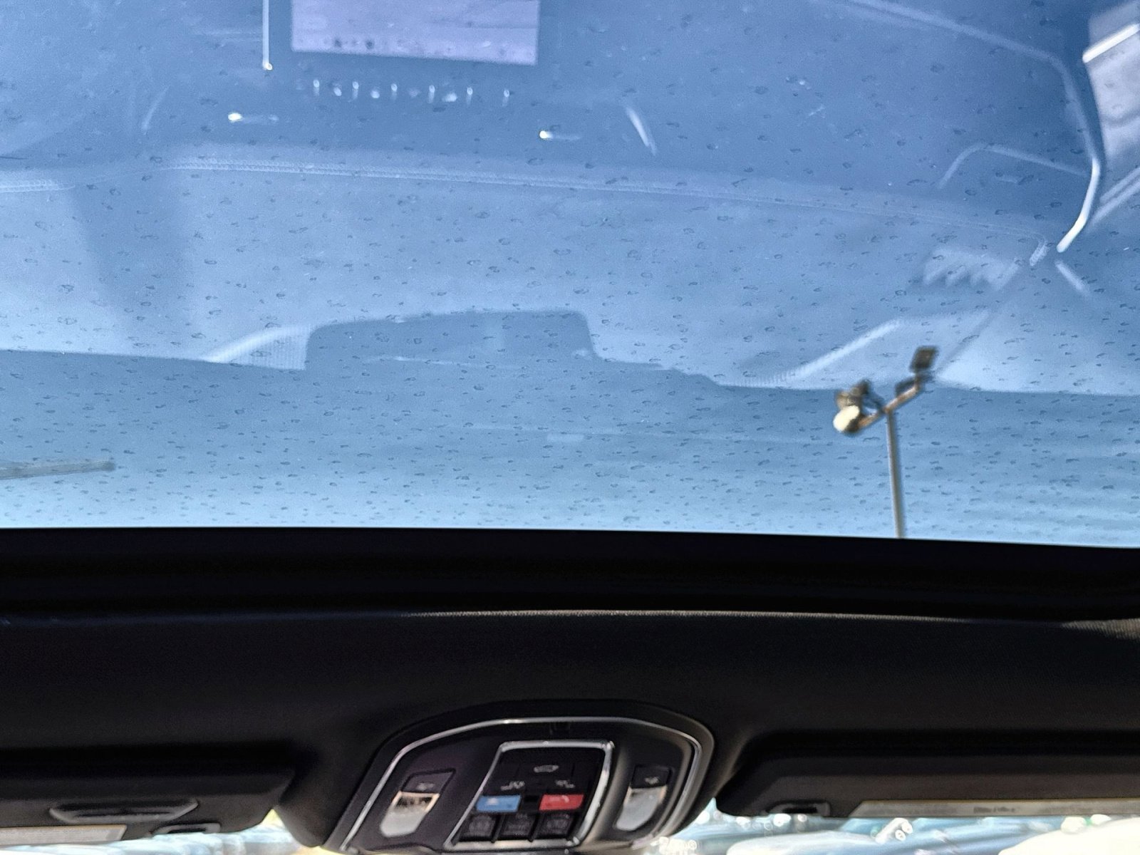 New 2025 Jeep Grand Cherokee Limited w/ Luxury Tech Group II image 24