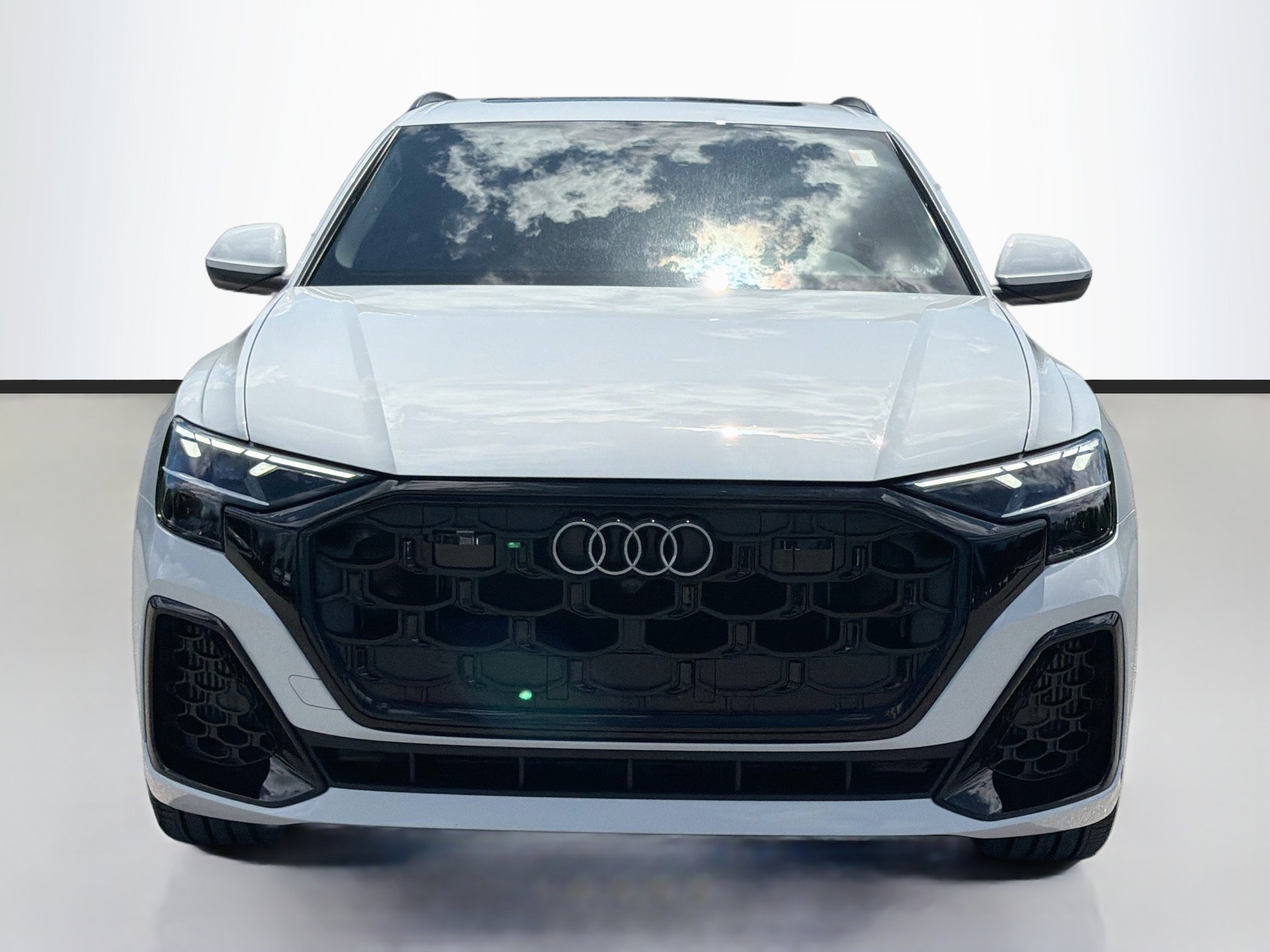 Used 2026 Audi Q8 Premium Plus AWD/4WD image 8