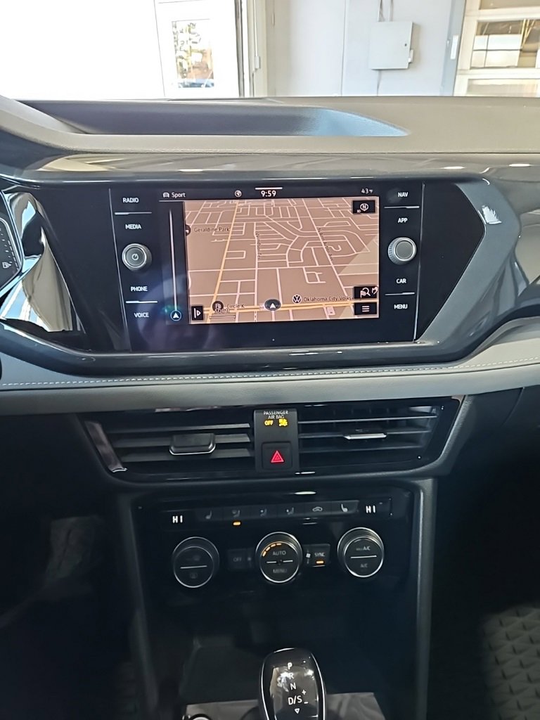 Used 2022 Volkswagen Taos SEL image 32