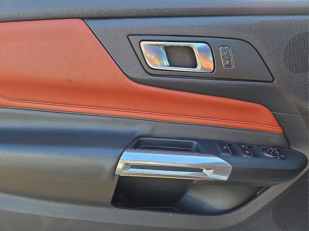 Used 2024 Ford Mustang Premium image 18