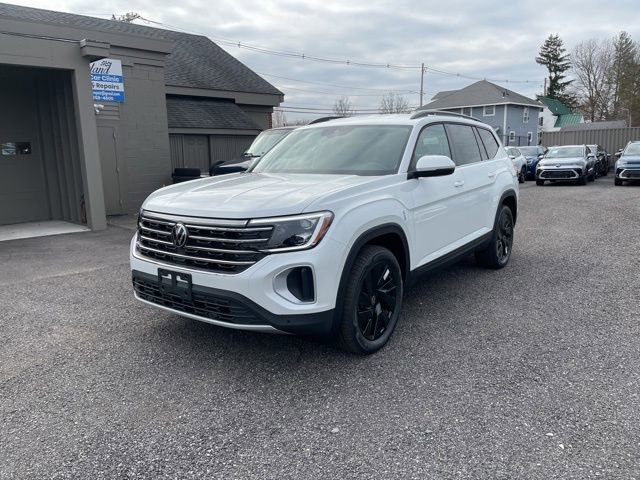 New 2026 Volkswagen Atlas SE