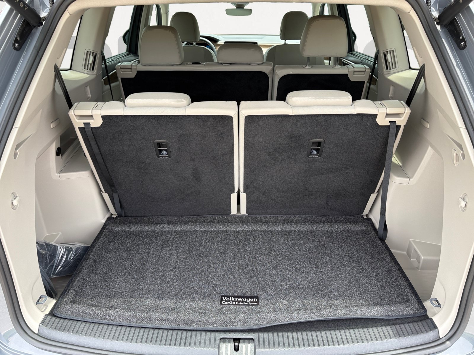 Certified 2025 Volkswagen Atlas SE FWD image 12