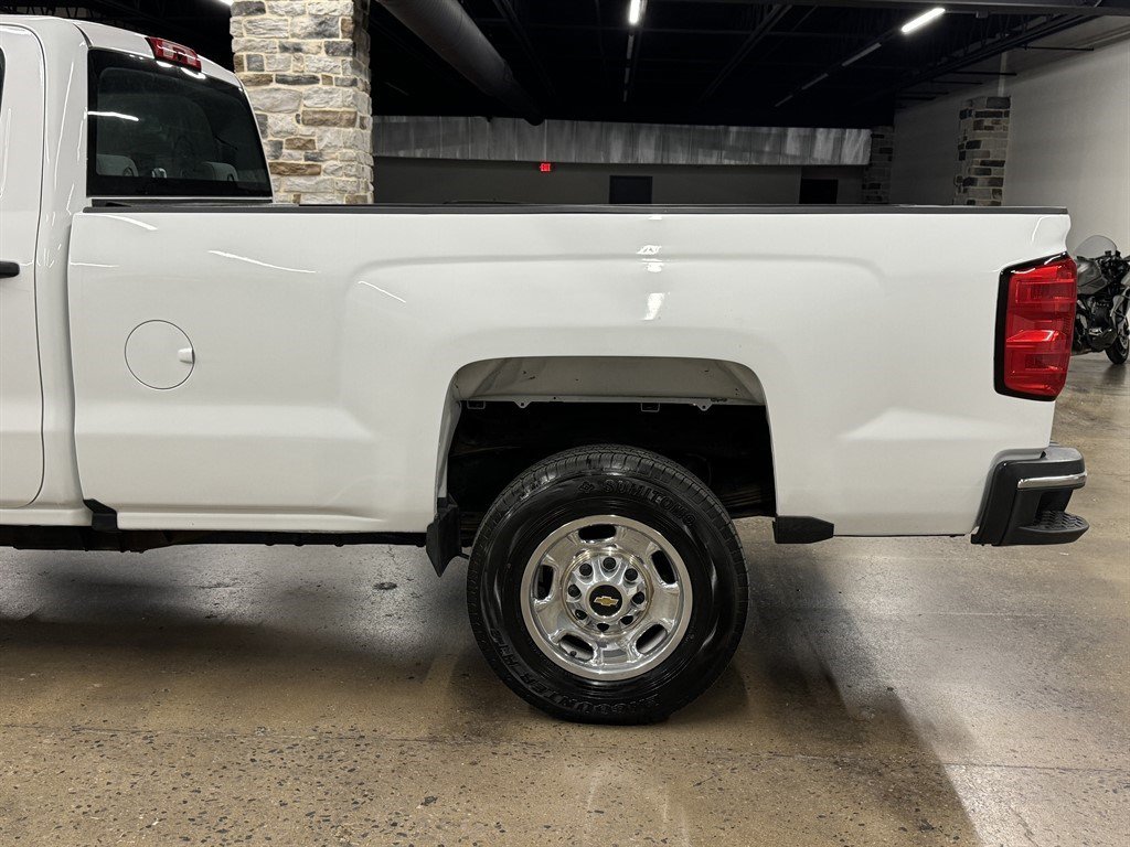 Used 2016 Chevrolet Silverado 2500 W/T AWD/4WD image 8
