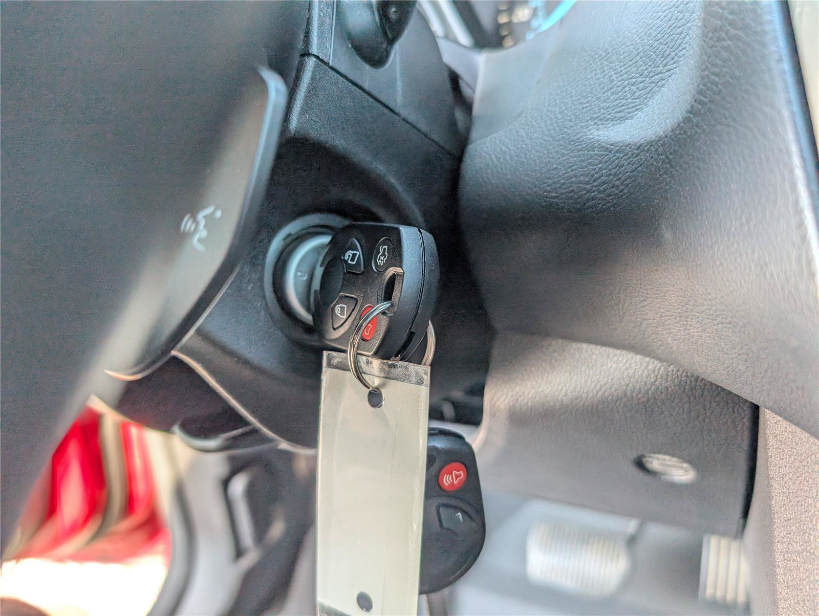 Used 2012 Ford Focus SEL FWD image 21