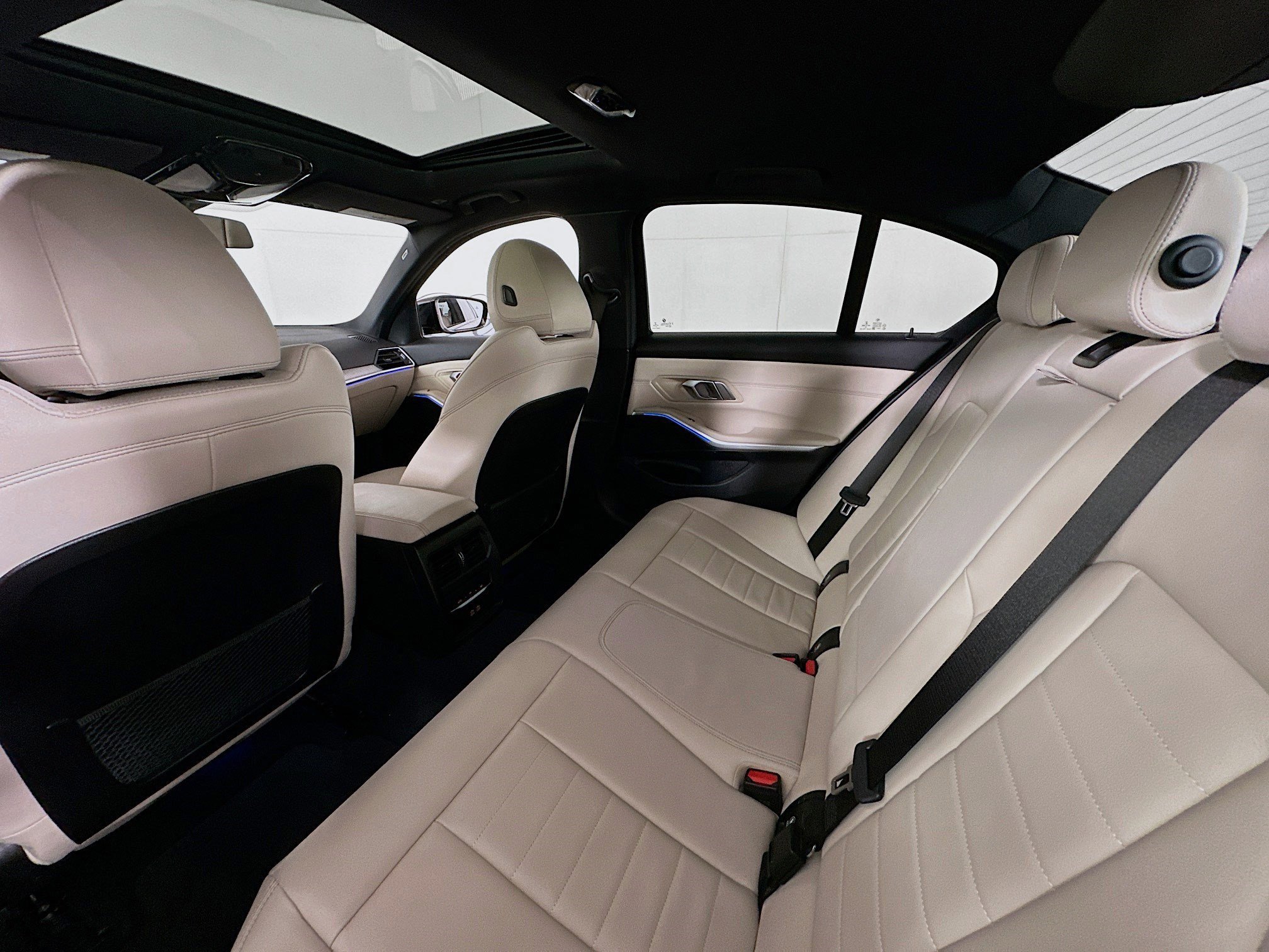 Used 2021 BMW M340i w/ Executive Package image 24