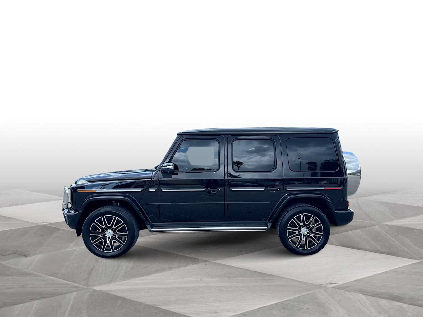 Used 2025 Mercedes-Benz G 550 image 5