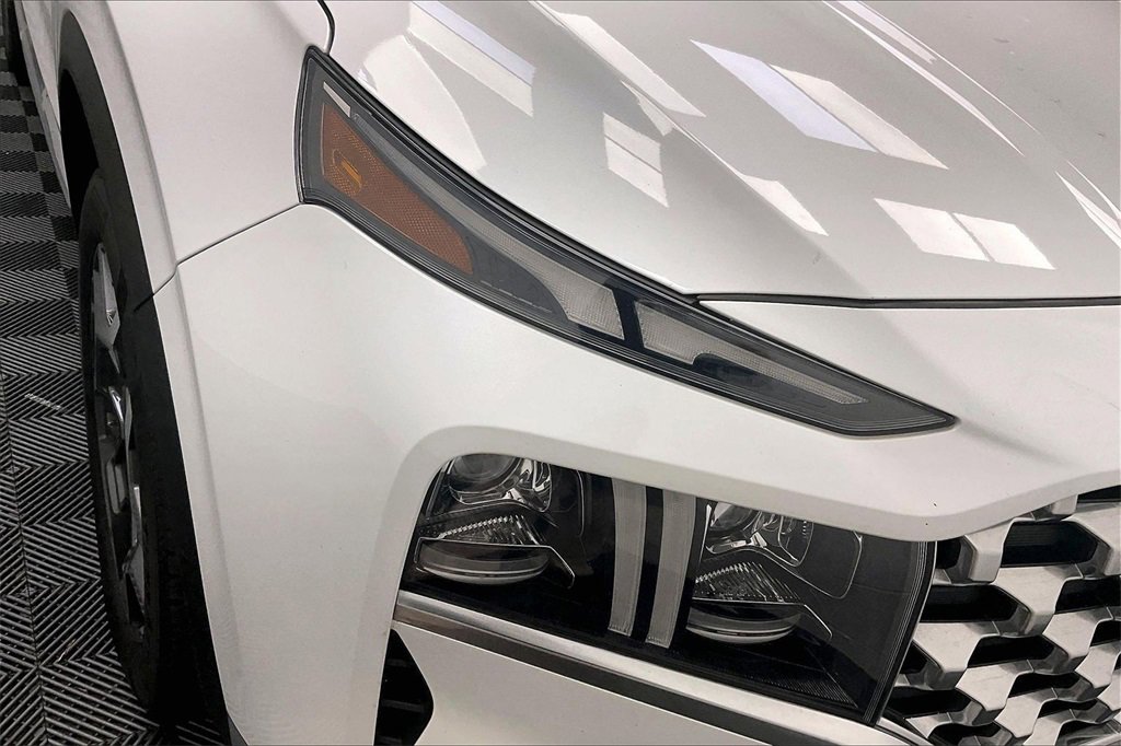 Used 2021 Hyundai Santa Fe Limited w/ Cargo Package image 26