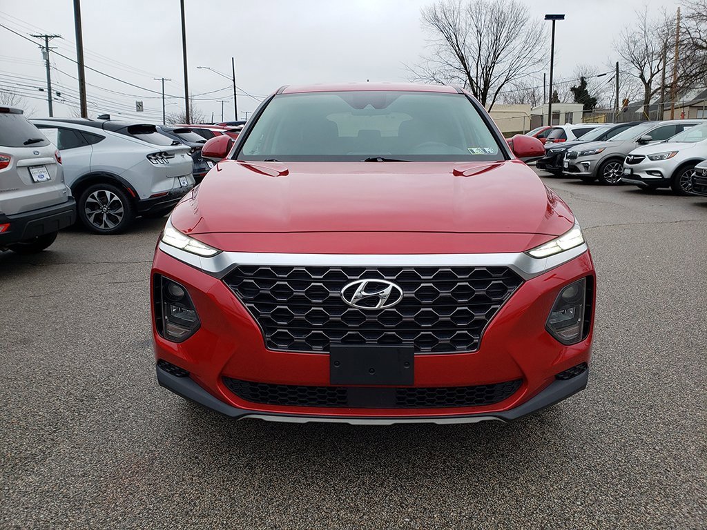 Used 2020 Hyundai Santa Fe SE image 2