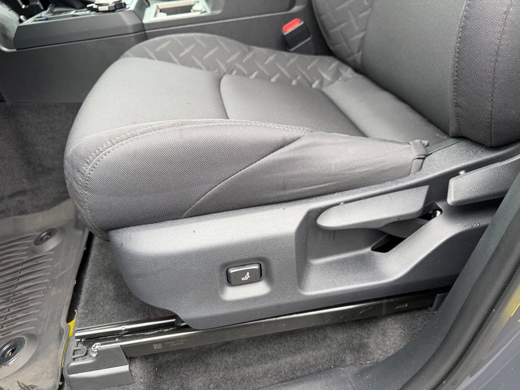Used 2026 Toyota Tacoma SR5 AWD/4WD image 14