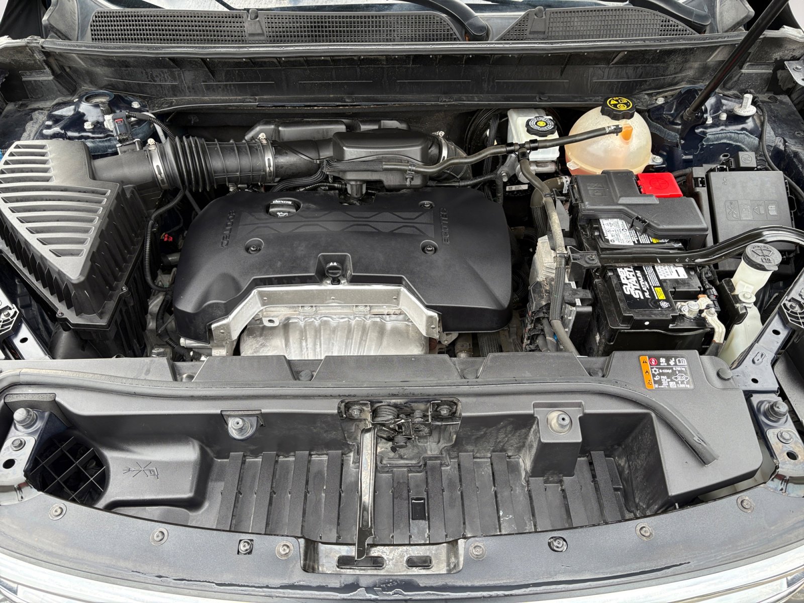 Used 2021 GMC Acadia SLE image 25