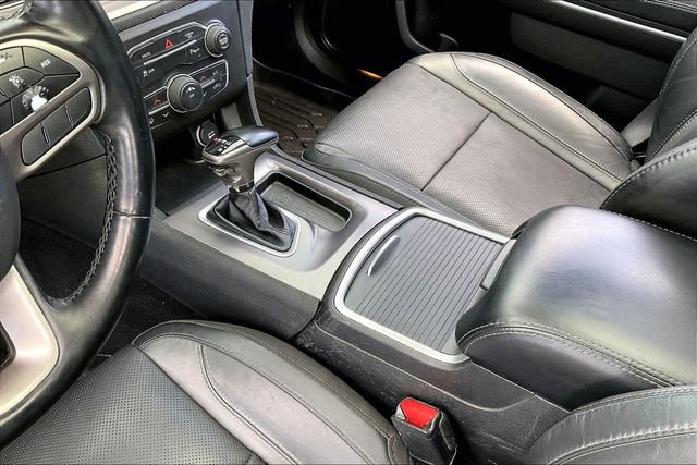 Used 2022 Dodge Charger SXT w/ Leather Interior Group RWD image 13