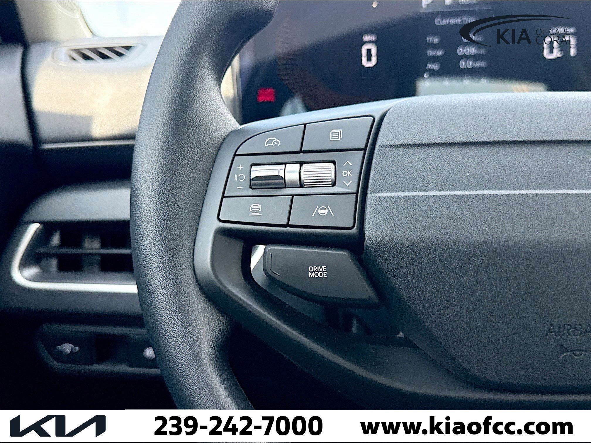 New 2025 Kia K4 LXS image 31