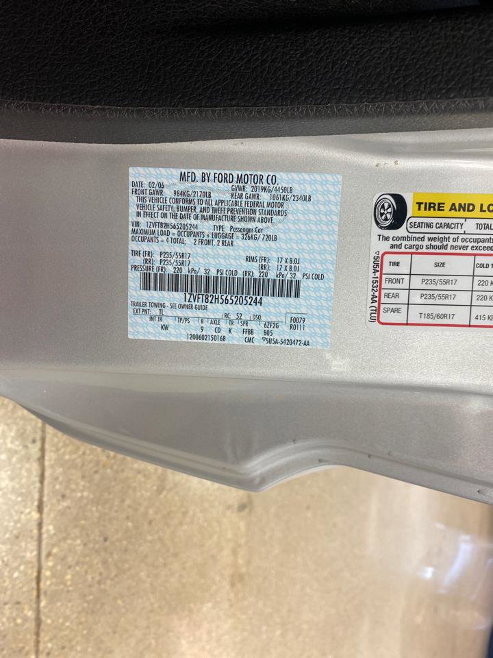 Used 2006 Ford Mustang GT RWD image 29